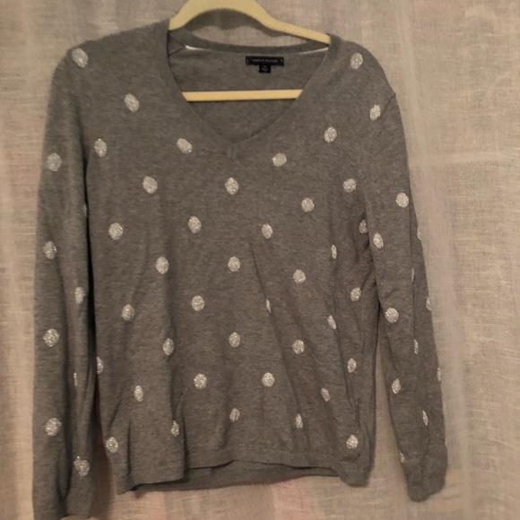 Tommy Hilfiger Sweaters - ❤️❤️Size large sweater